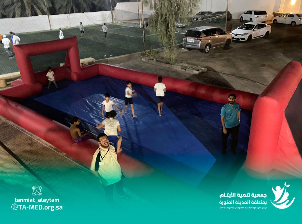 مبادرة أكاليل الفرح